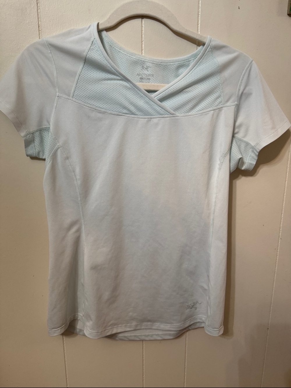 Arc'teryx Women's Pale Blue Short Sleeve Performance Tee